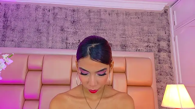 BellaHarper1 online show from September 2025 01:00:02 PM