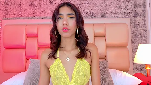 BellaHarper1 online show from October 2025 01:09:01 PM