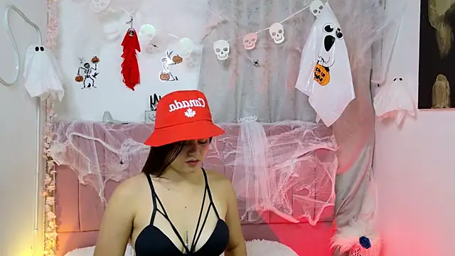 sukilove18 online show from October 2025 11:16:01 PM