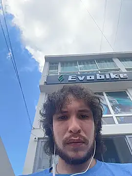 Luxx 14 online show from March 2026 04:55:01 PM