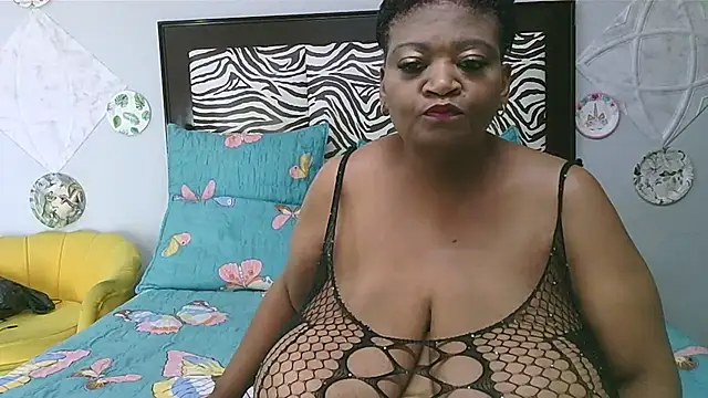 Snapshot of BUSTYKAYXX03 chatting on May 2026 03:28:01 PM BUSTYKAYXX03 online show from May 2026 03:28:01 PM