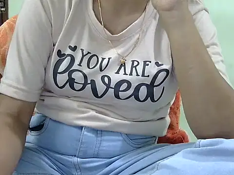 CHAMELI4747 online show from October 2025 07:41:01 AM