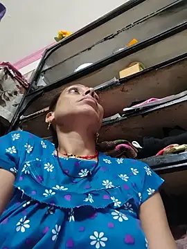 Snapshot of ISHANI-SINGH chatting on May 2026 03:20:01 PM ISHANI-SINGH online show from May 2026 03:20:01 PM