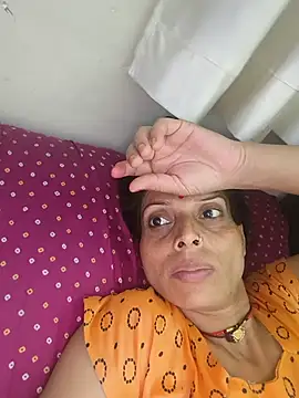 Snapshot of ISHANI-SINGH chatting on June 2026 03:24:02 PM ISHANI-SINGH online show from June 2026 03:24:02 PM
