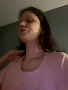 Snapshot of Lunliss chatting on October 2025 04:24:02 PM Lunliss online show from October 2025 04:24:02 PM