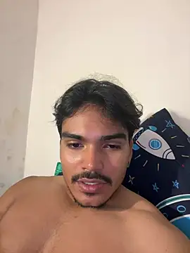 Snapshot of pretoboom14 chatting on March 2026 04:49:02 AM pretoboom14 online show from March 2026 04:49:02 AM