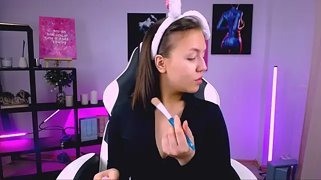 Snapshot of CindySparkl chatting on November 2025 02:22:02 AM CindySparkl online show from November 2025 02:22:02 AM