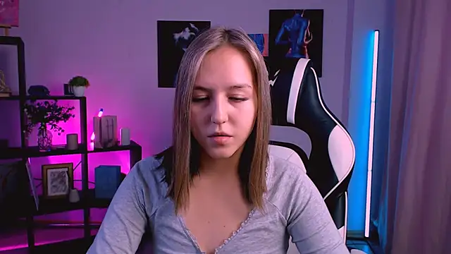 CindySparkl online show from February 2026 03:34:02 AM