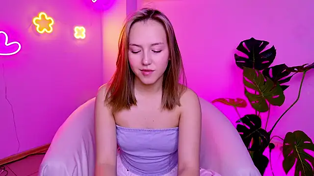 Snapshot of CindySparkl chatting on February 2026 03:13:02 AM CindySparkl online show from February 2026 03:13:02 AM