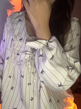 Tinasx56 online show from September 2025 09:38:01 PM