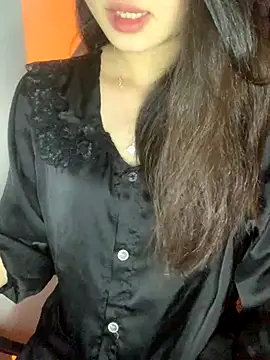 Tinasx56 online show from October 2025 06:06:02 PM