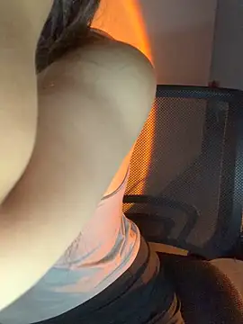 Tinasx56 online show from December 2025 02:48:01 PM