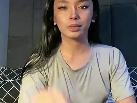 Claudia Johnson online show from March 2026 06:46:01 PM