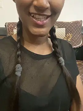 Snapshot of mickle_james chatting on March 2026 11:50:01 PM mickle james online show from March 2026 11:50:01 PM