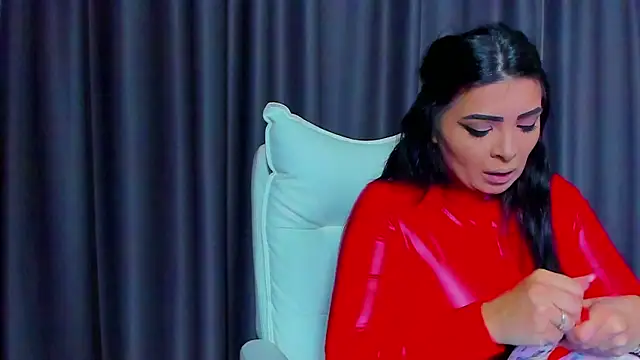 Snapshot of DevashaQueenX chatting on October 2025 06:58:02 AM DevashaQueenX online show from October 2025 06:58:02 AM