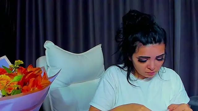 Snapshot of DevashaQueenX chatting on October 2025 07:34:01 AM DevashaQueenX online show from October 2025 07:34:01 AM