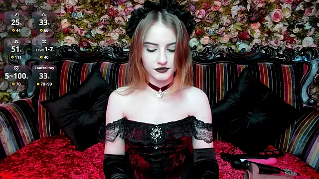 Snapshot of EllieMori chatting on October 2025 02:19:01 PM EllieMori online show from October 2025 02:19:01 PM