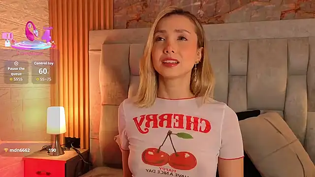 Snapshot of miaroldan chatting on October 2025 12:04:02 PM miaroldan online show from October 2025 12:04:02 PM