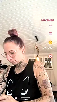 Snapshot of Dirty_Mel chatting on July 2026 07:08:01 AM Dirty Mel online show from July 2026 07:08:01 AM
