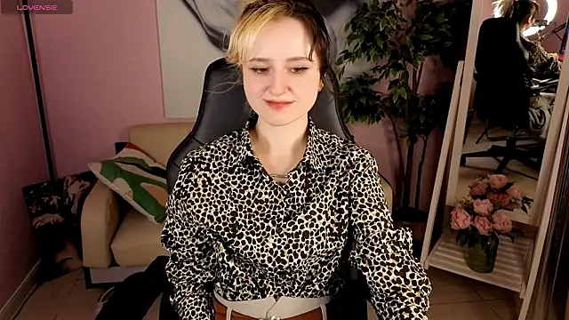 girl next doorr online show from March 2026 01:28:01 PM