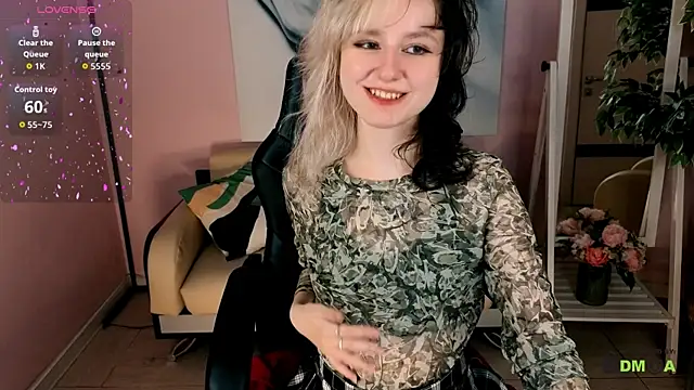 girl next doorr online show from August 2026 01:32:01 PM