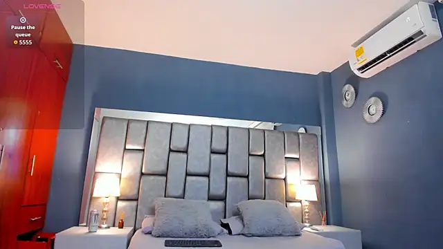 Cata Joness online show from September 2025 04:16:02 AM