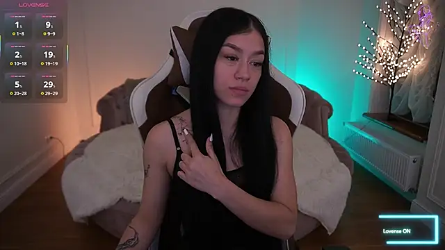 FataleNellie online show from April 2026 08:48:02 PM
