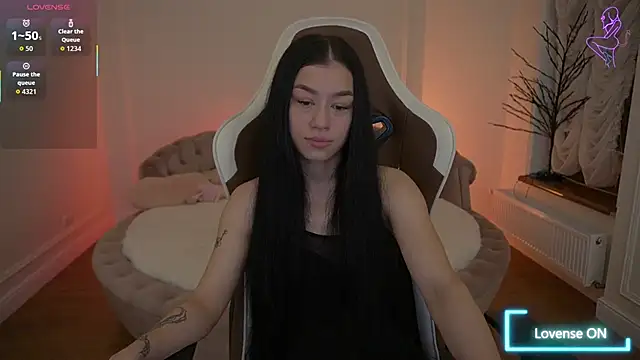 FataleNellie online show from May 2026 08:47:01 PM