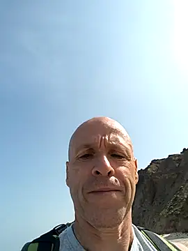 fergi1999 online show from May 2026 06:29:01 AM