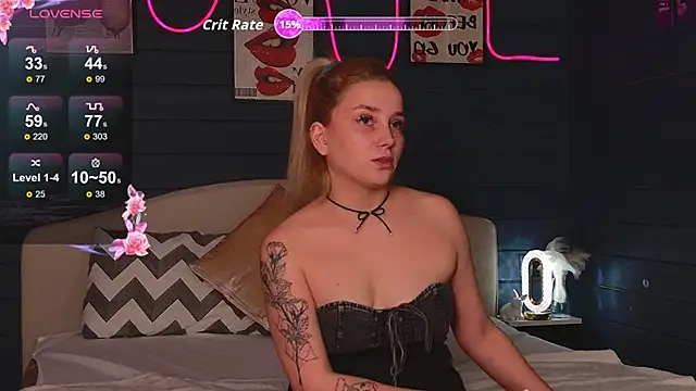 Crystal Jull online show from October 2025 01:45:01 PM