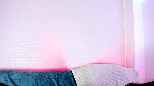 missweetpeach online show from October 2025 09:21:01 PM