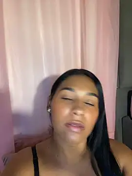 Snapshot of ericajohnson_ chatting on May 2026 09:42:02 PM ericajohnson online show from May 2026 09:42:02 PM