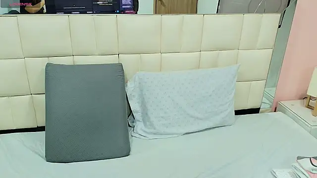 Snapshot of gisell_gomez chatting on November 2025 12:04:01 PM gisell gomez online show from November 2025 12:04:01 PM