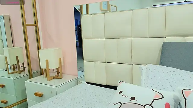 Snapshot of gisell_gomez chatting on November 2025 12:13:01 PM gisell gomez online show from November 2025 12:13:01 PM