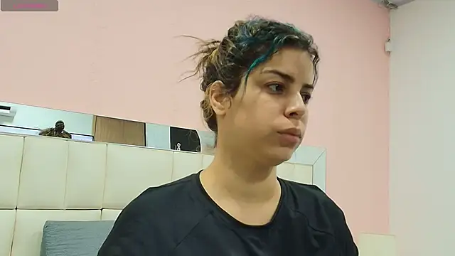 Snapshot of gisell_gomez chatting on November 2025 12:20:01 PM gisell gomez online show from November 2025 12:20:01 PM