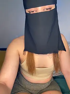 Snapshot of Elina-Marina chatting on September 2025 03:02:01 PM Elina-Marina online show from September 2025 03:02:01 PM