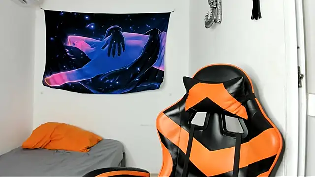 jhosep hamilton online show from October 2025 06:40:01 PM