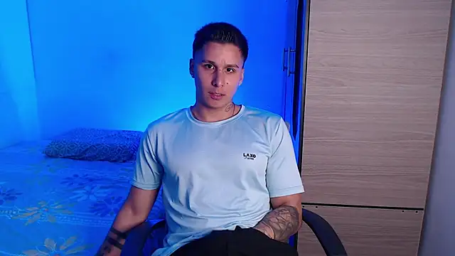 valentinosex1 online show from November 2025 09:46:01 PM