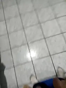 Snapshot of xAe003 chatting on April 2026 12:54:02 AM xAe003 online show from April 2026 12:54:02 AM