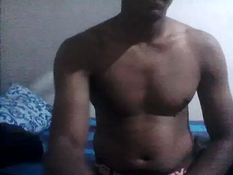 Bullboy8in online show from November 2025 06:51:02 PM