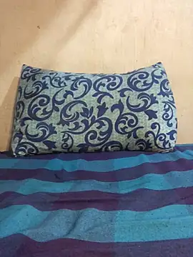 Bullboy8in online show from December 2025 02:49:01 AM