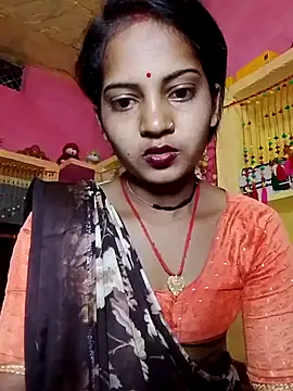 Snapshot of Hot_bbbb chatting on December 2025 08:05:02 PM Hot bbbb online show from December 2025 08:05:02 PM