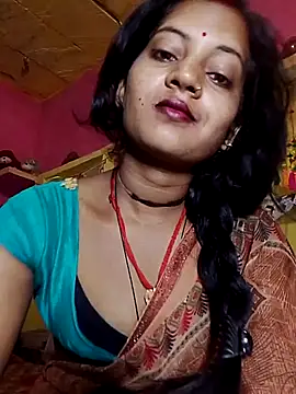 Snapshot of Hot_bbbb chatting on April 2026 08:53:02 PM Hot bbbb online show from April 2026 08:53:02 PM