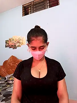 Snapshot of Cute_Faria chatting on December 2025 03:44:02 AM Cute Faria online show from December 2025 03:44:02 AM