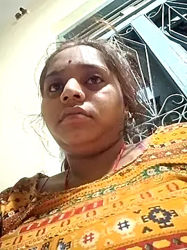 Snapshot of Hot_crety chatting on October 2025 12:20:01 AM Hot crety online show from October 2025 12:20:01 AM