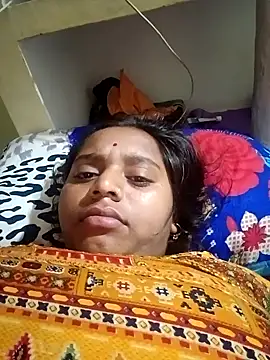 Snapshot of Hot_crety chatting on November 2025 12:45:02 AM Hot crety online show from November 2025 12:45:02 AM