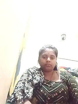 Snapshot of Hot_crety chatting on December 2025 04:52:02 AM Hot crety online show from December 2025 04:52:02 AM