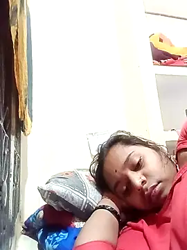 Snapshot of Hot_crety chatting on February 2026 02:53:01 AM Hot crety online show from February 2026 02:53:01 AM