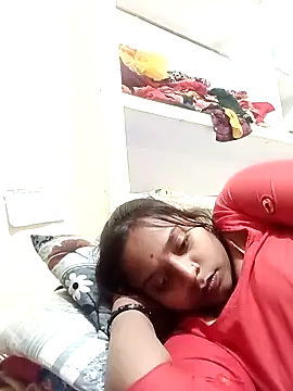 Snapshot of Hot_crety chatting on February 2026 11:59:01 AM Hot crety online show from February 2026 11:59:01 AM