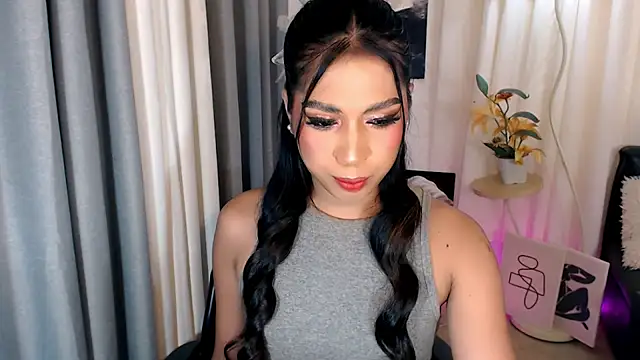 Snapshot of Sassy_Suzuhime chatting on April 2026 11:54:02 PM Sassy Suzuhime online show from April 2026 11:54:02 PM